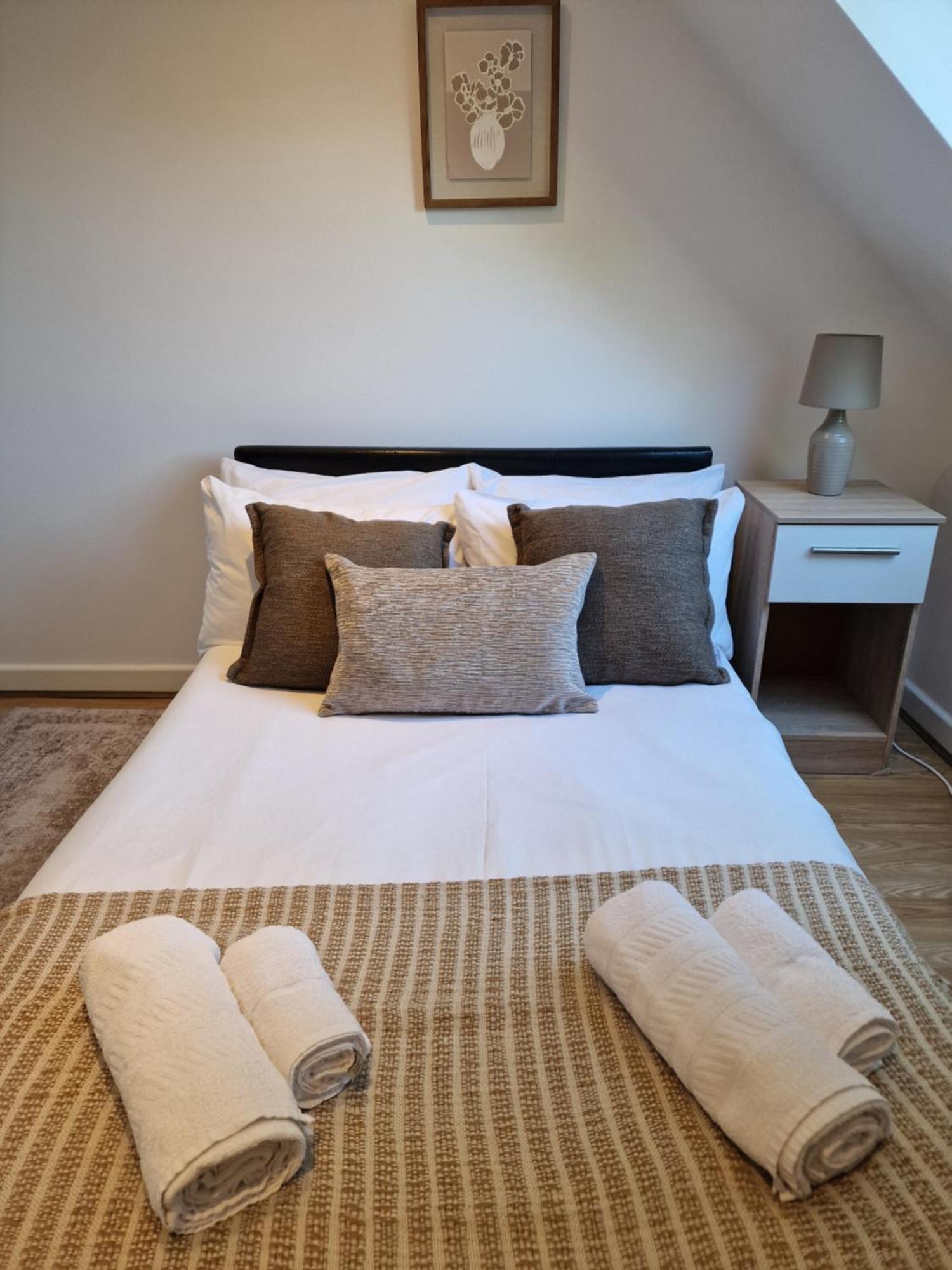 Large 4-Bed House For Up To 7 Guests W 2X Parking Villa Oxford Dış mekan fotoğraf